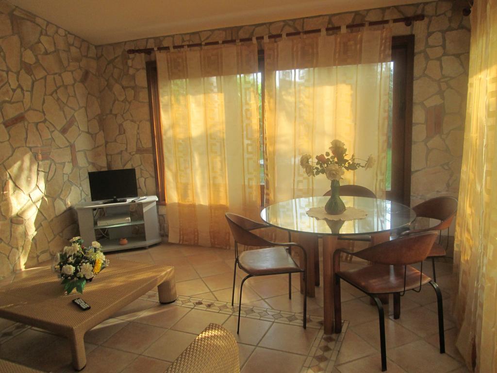 Appartement Complesso Turistico Ricettivo L'Oasi Del Golfo Di Salerno à Battipaglia Chambre photo